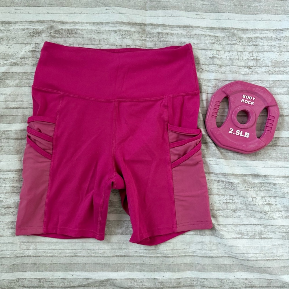 💪🏻 Marika Hot Pink Medium Multi Mesh Pocket Shorts